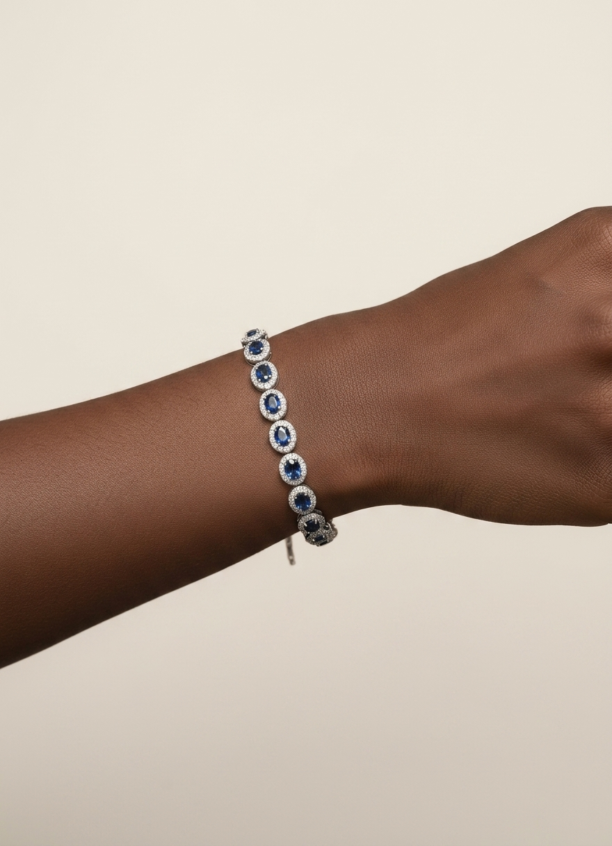 Le Bleu Royal (The Royal Blue)