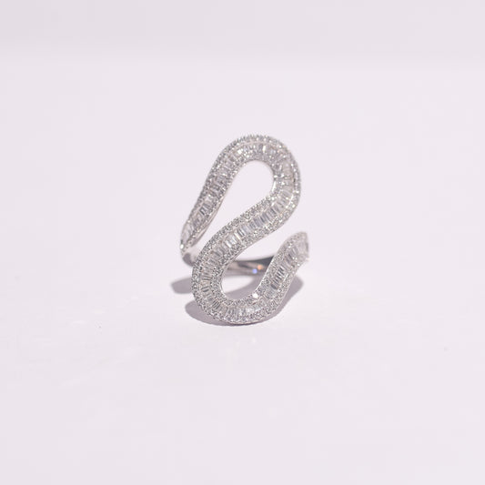 Vee Spiral Diamond Ring