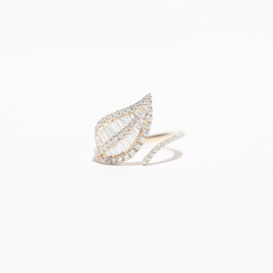 Kelly Diamond Ring