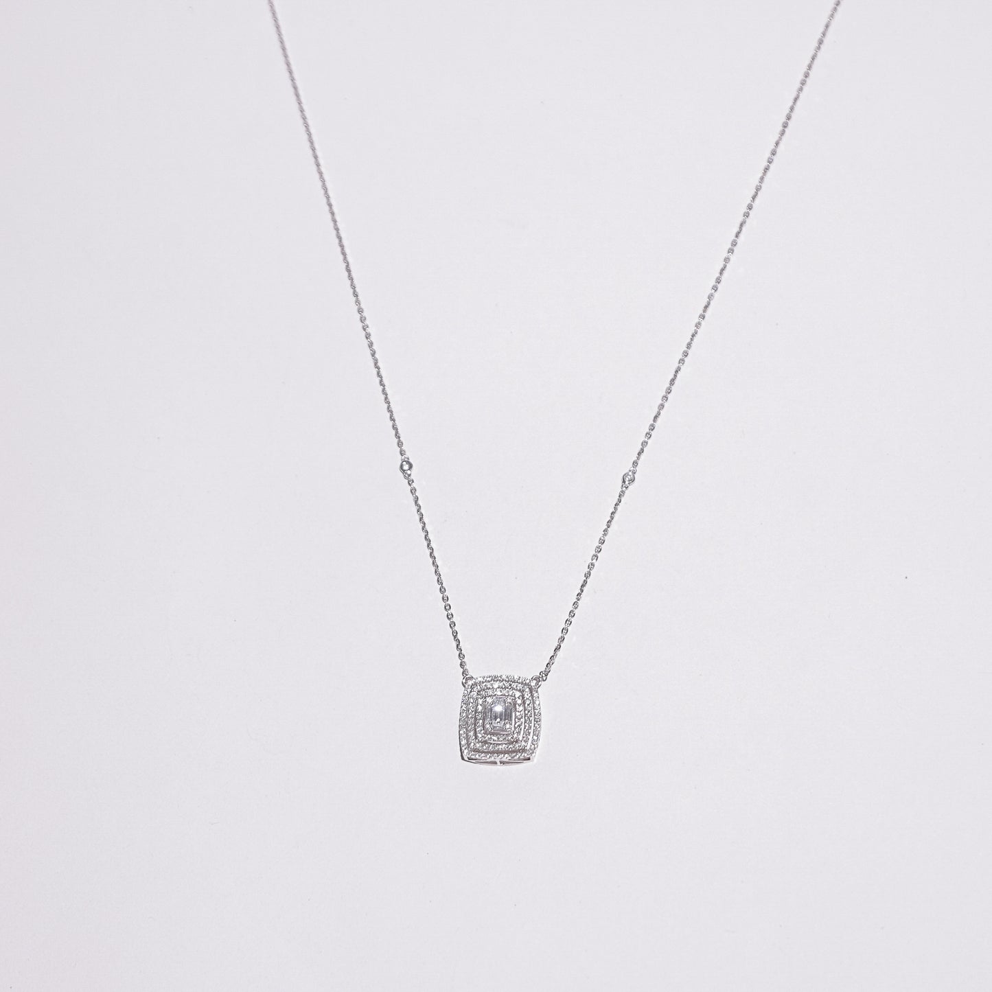 Quinn Diamond Necklace