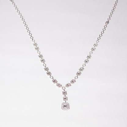 June Pendant Diamond Necklace