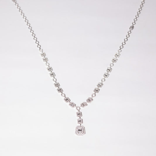 June Pendant Diamond Necklace