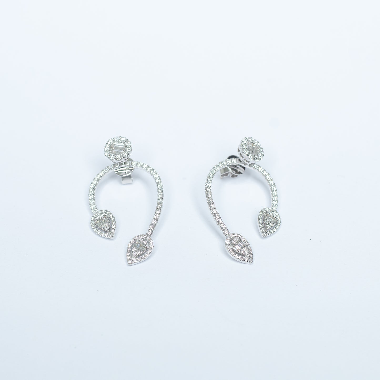 Letiza Diamond Earring