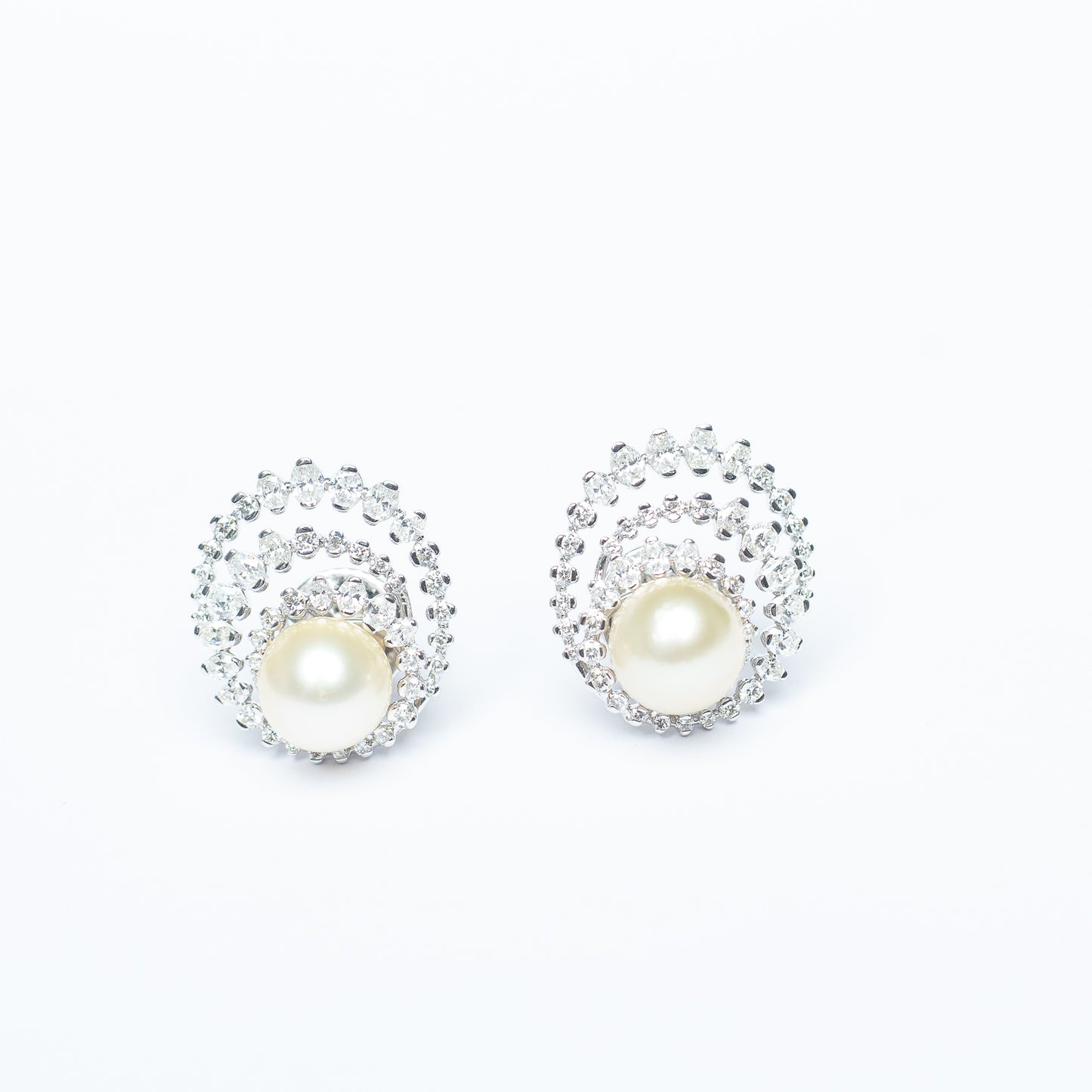 Annette Diamond Earring