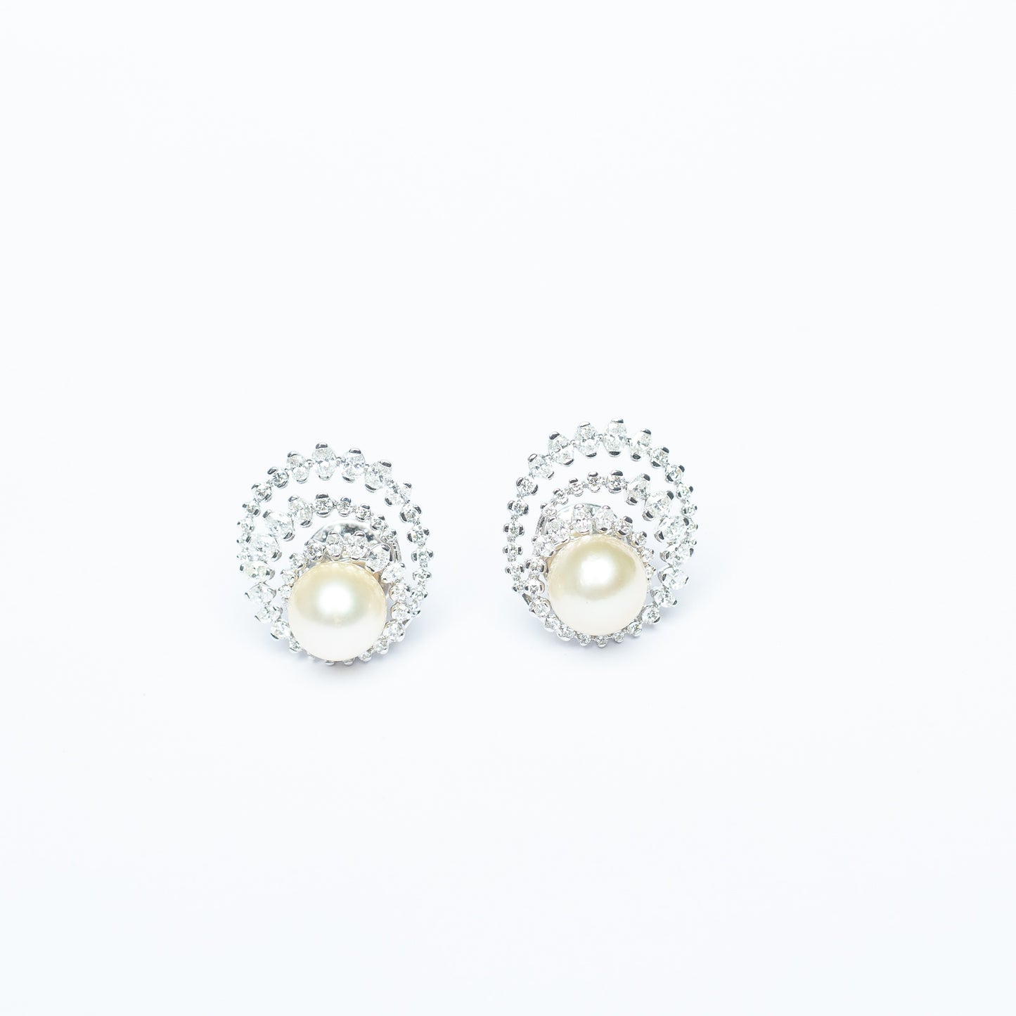 Annette Diamond Earring